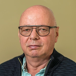 Dr. Bernhard Ellendt