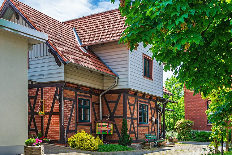 Fachwerkhaus mit Garten